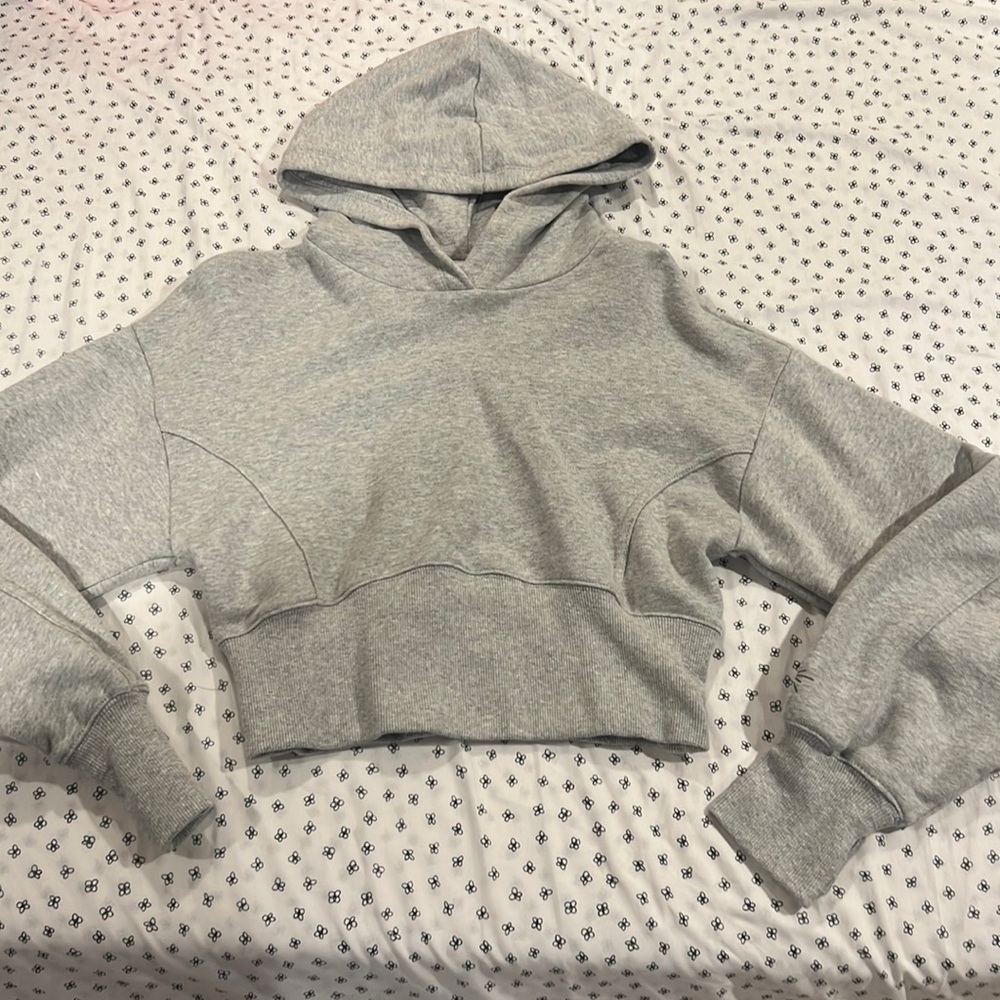 Offline crop sweatshirt size small